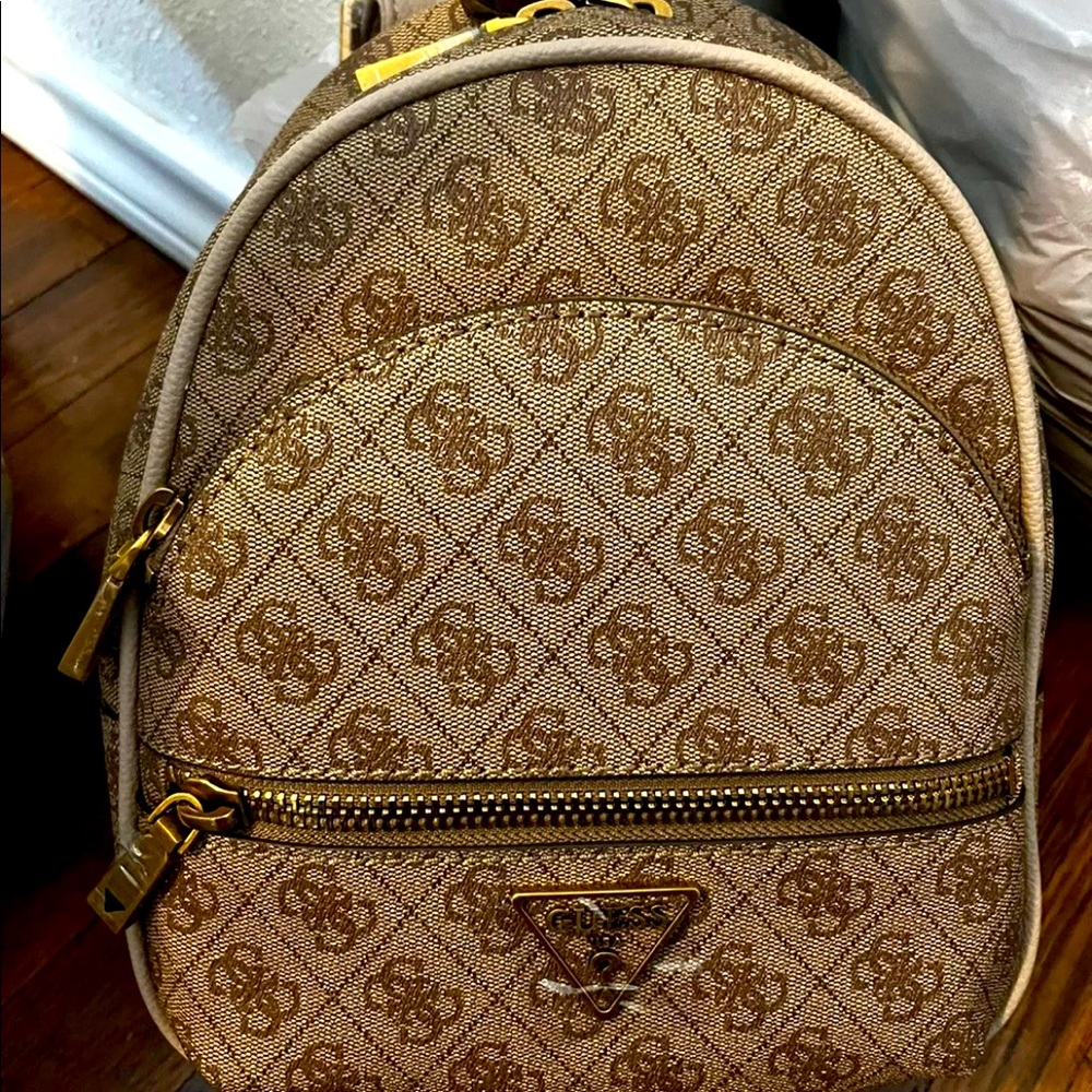 Guess Backpack NWT